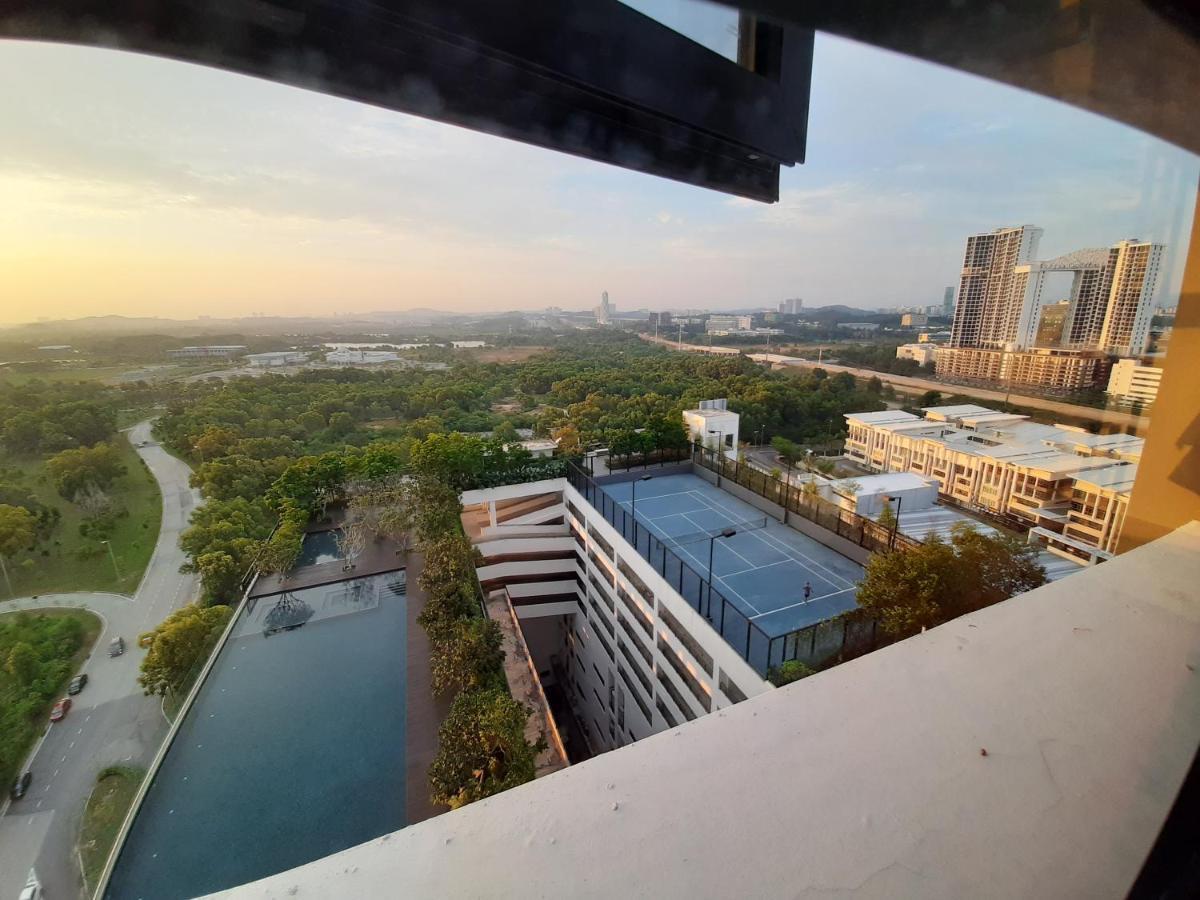 Mycozysoho With Excellent Swimming Pool View Leilighet Cyberjaya Eksteriør bilde